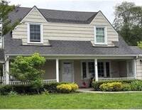 Building Photo - 4 Addison Ln