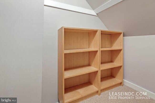 Building Photo - 1435 Corcoran St NW