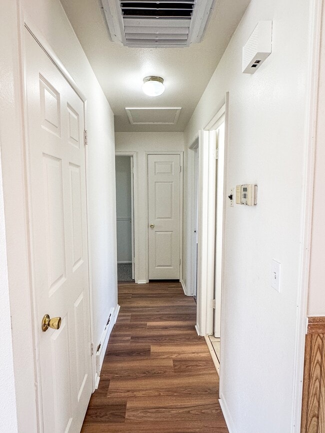 Building Photo - 5333 Peachwood Cir