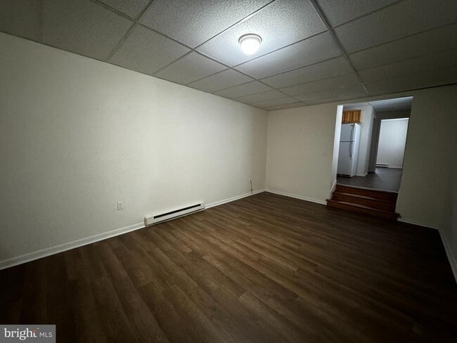 Building Photo - 106 N Market St