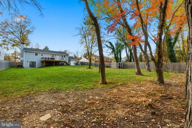 Building Photo - 6906 Berkshire Dr