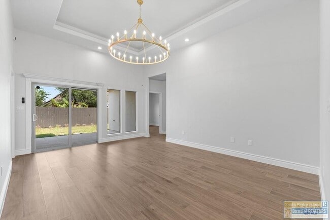 Building Photo - 2170 Portofino Blvd