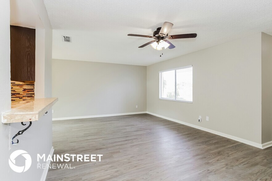 Building Photo - 714 Eagle Ave