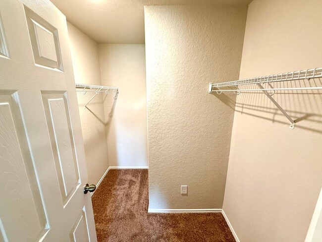 Building Photo - 7614 Crestway Ridge