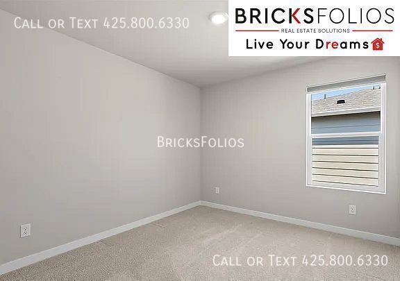 Building Photo - Captivating 5-Bedroom Home with Exceptional Features in Port Orchard.