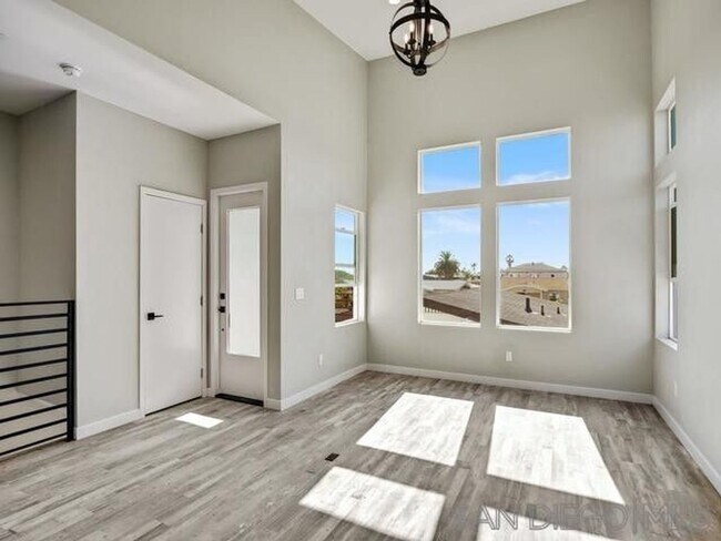 Building Photo - HAW - Herman Ave