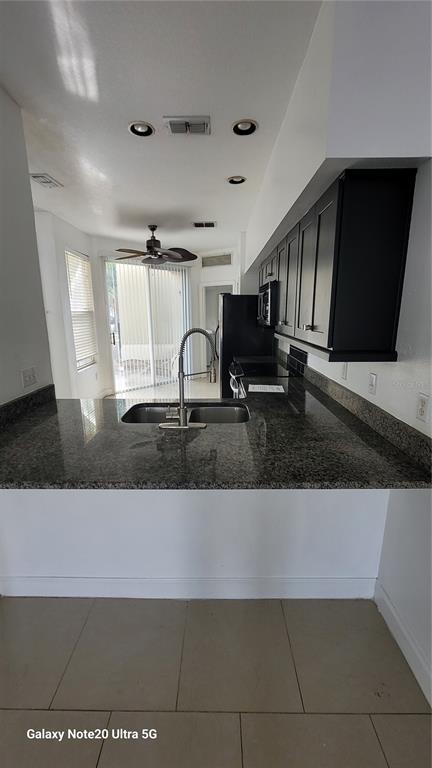 Building Photo - 1041 Aragon Ave