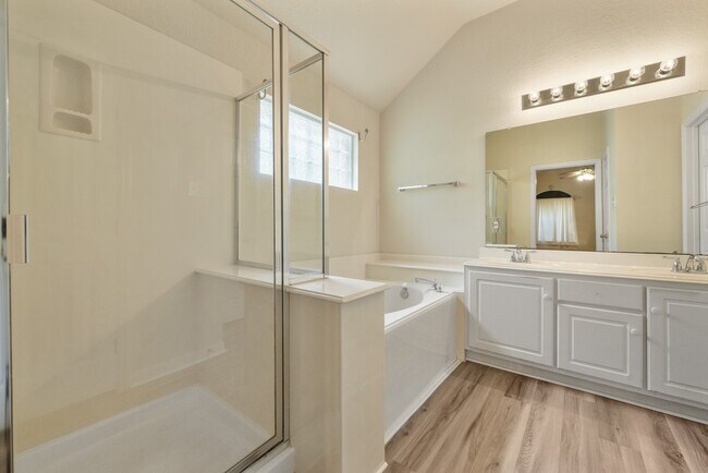 Building Photo - 146 S Veranda Ridge Dr