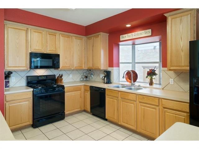 Building Photo - 5909 Vineyard Ln