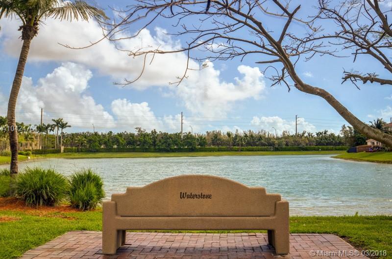 Building Photo - 2271 NE 42nd Cir