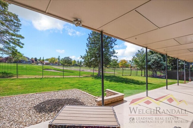 Building Photo - Beautifully Updated Single Family Home in ...