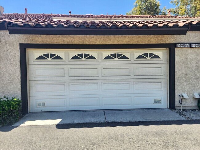 Building Photo - 5151 Walnut Ave