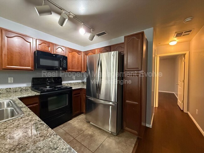 Building Photo - 4274 E Jasper Dr