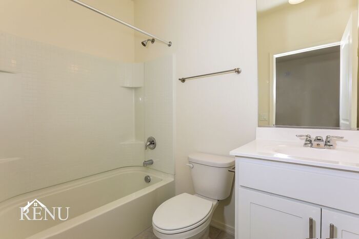 Building Photo - 35551 W San Capistrano Ave