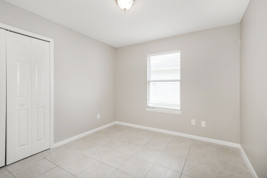 Building Photo - 2222 Thomas Lynch Ct