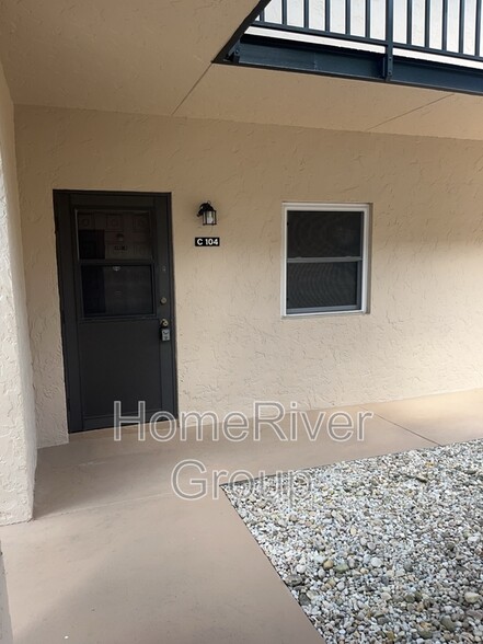 Building Photo - 3907 Del Prado Blvd S