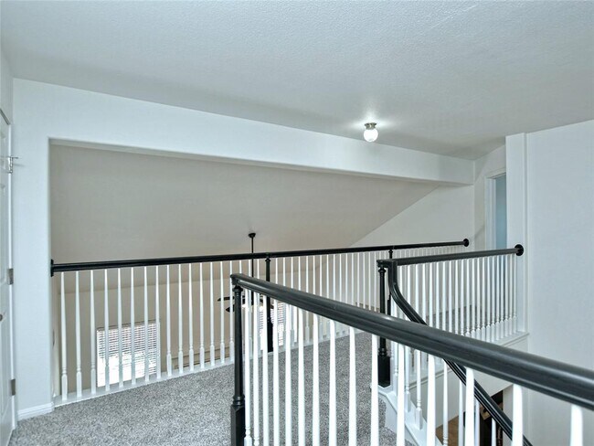 Building Photo - 106 S Gadwall Ln