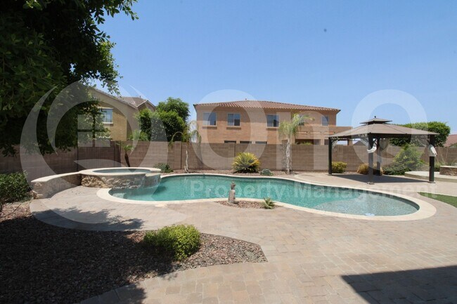 Building Photo - 12908 W Sierra Vista Dr