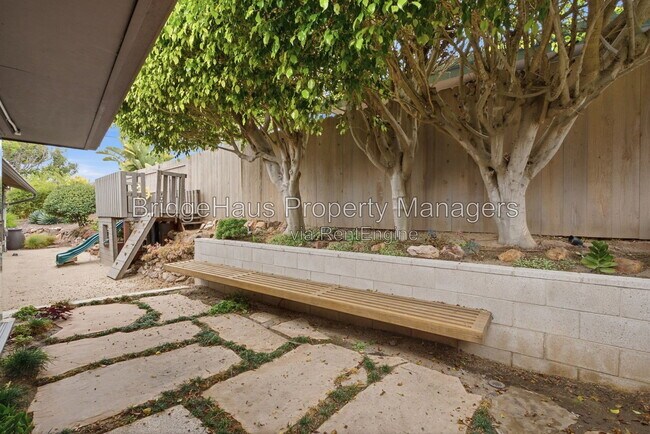 Building Photo - 1541 Garrison Pl