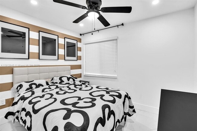 Building Photo - 923 NW 110th St