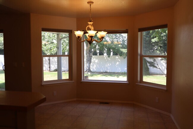 Building Photo - Canfield Park!