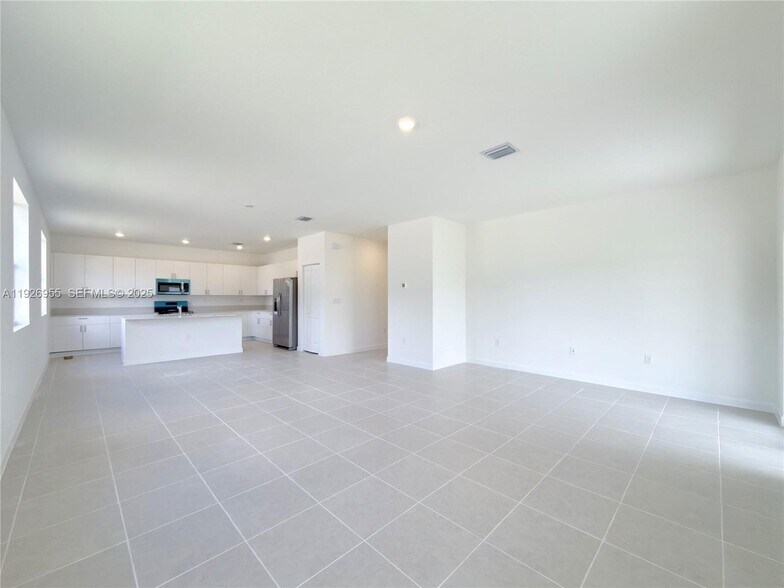 Building Photo - 13202 SW 189th Ter