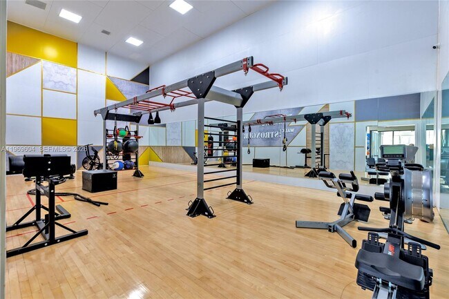 Building Photo - 15680 SW 106th Ln