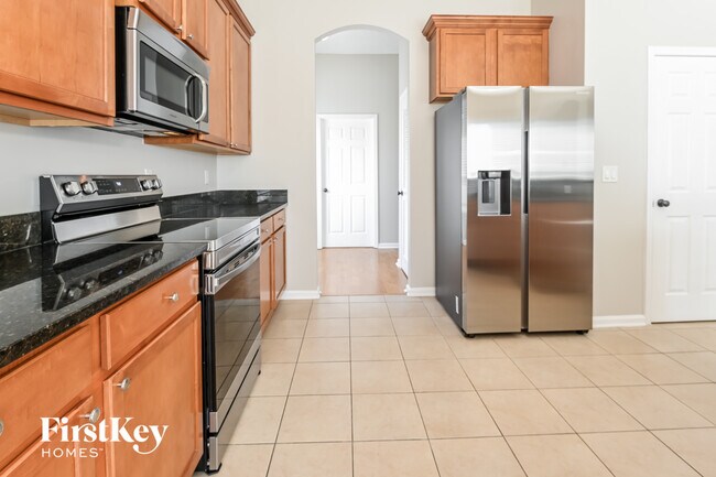 Building Photo - 5184 Johnson Lake Ct