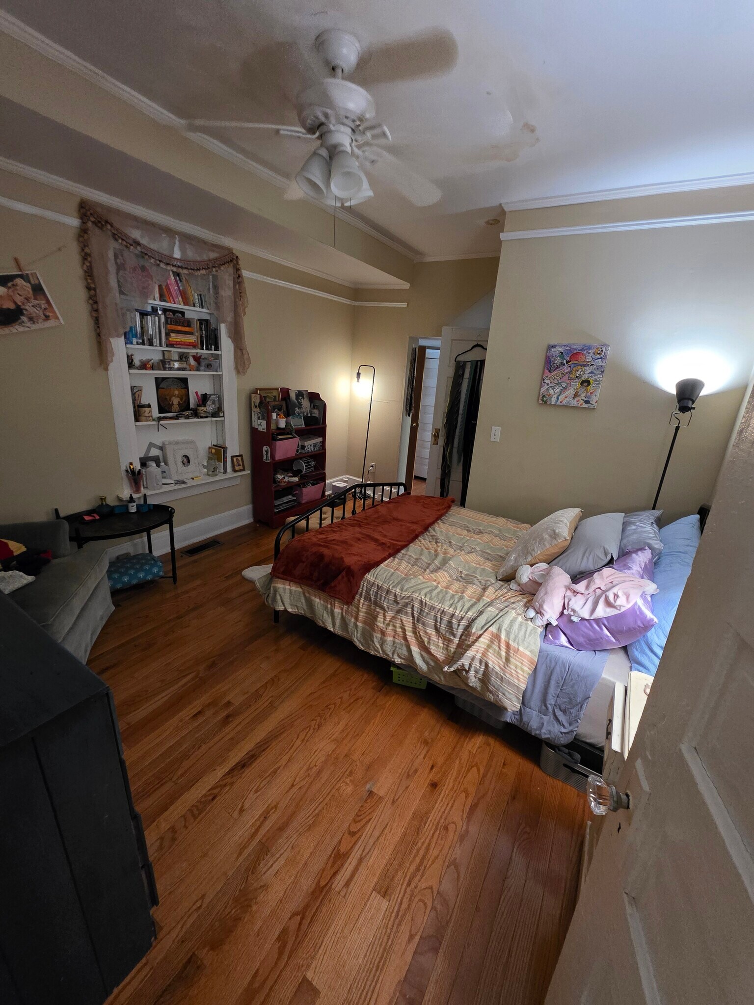 Building Photo - 965 Myrtle St NE