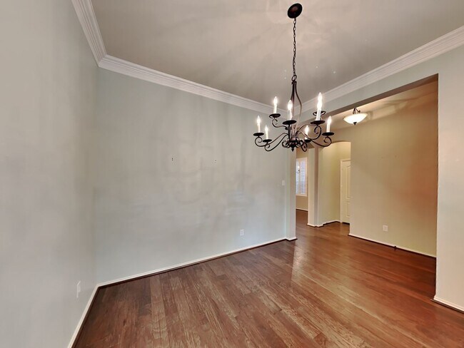 Building Photo - GORGEOUSE HOME IN A GATED COMMUNITY!