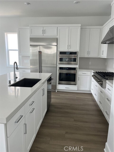 Building Photo - 136 Seep