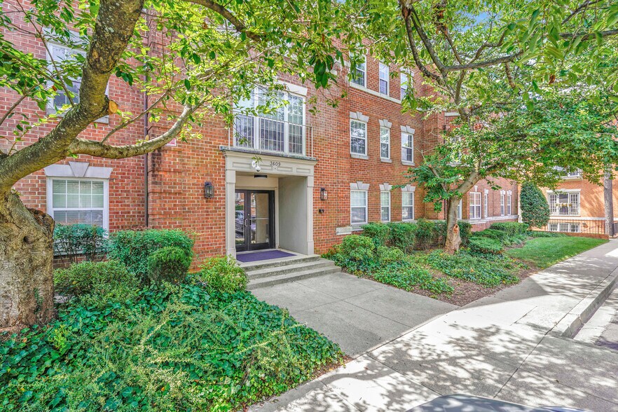 Building Photo - 3609 38th St NW