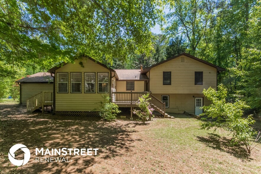 Building Photo - 3865 Westmoreland Dr NW