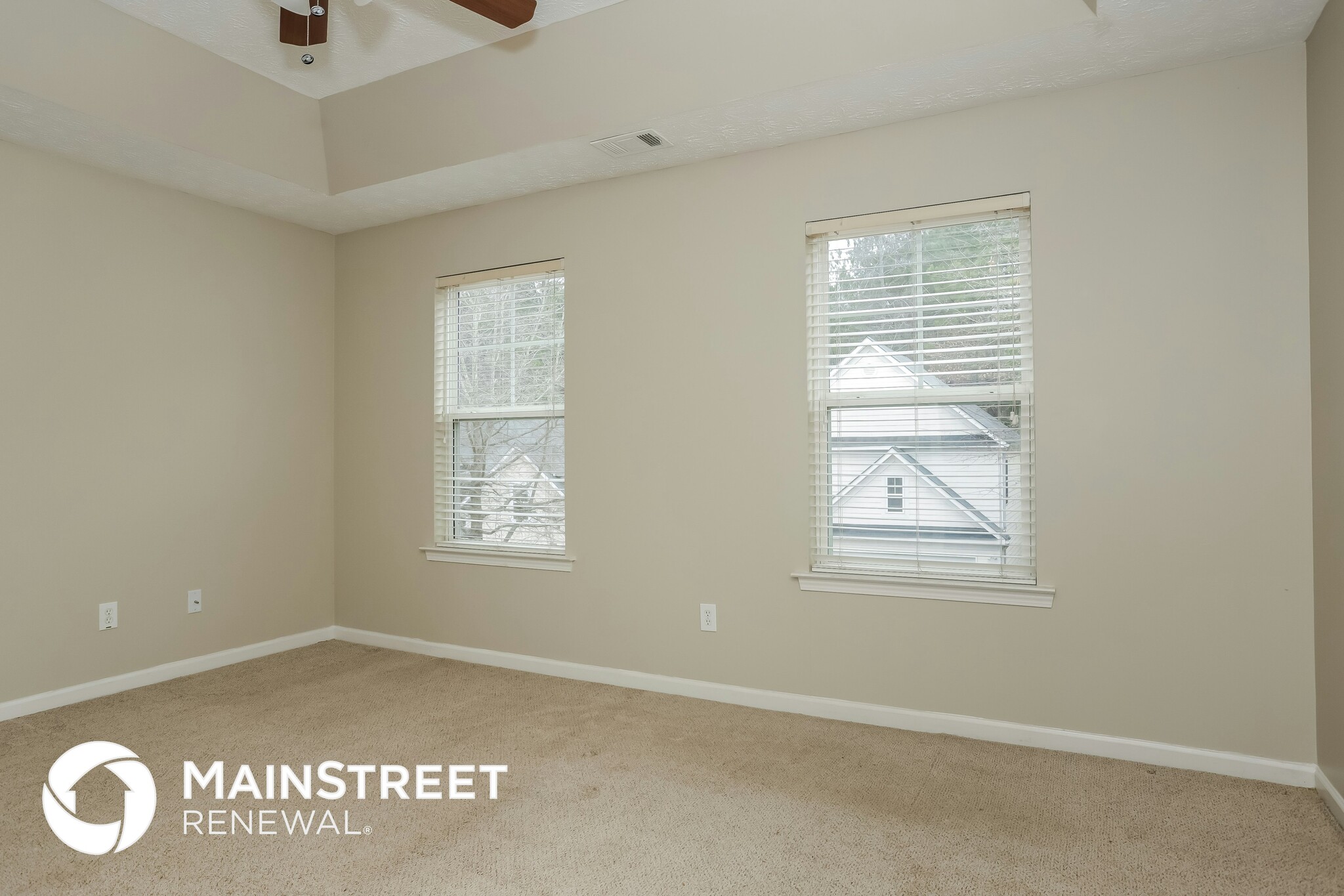 Building Photo - 4525 Parkway Cir