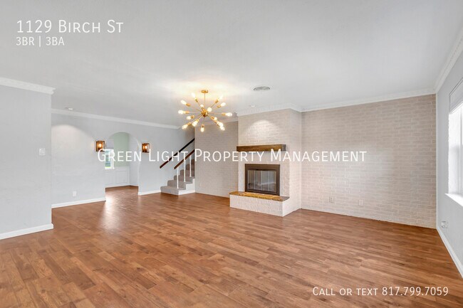 Building Photo - 1129 Birch St