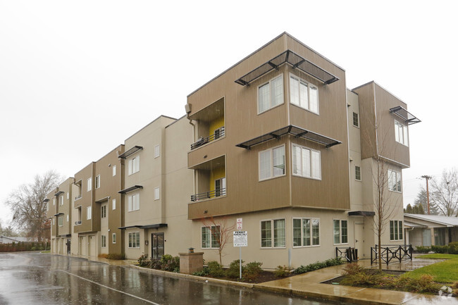 Coburg Road Apartments Eugene Oregon