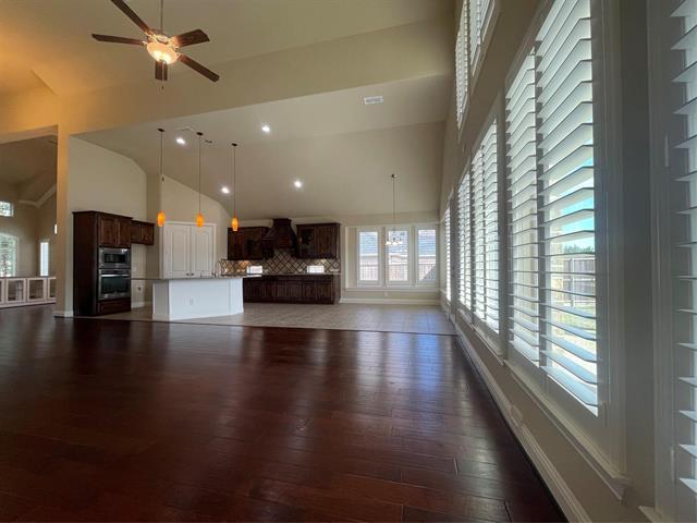 Building Photo - 8705 Verona Dr