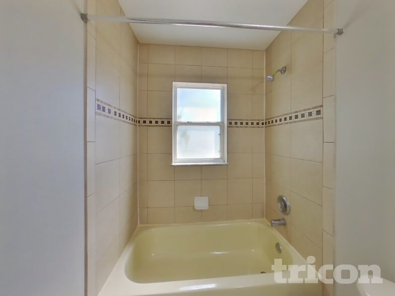 Building Photo - 2305 Cutler Ct