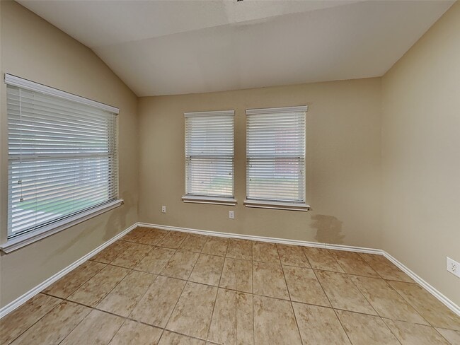 Building Photo - 9215 Birch Springs Dr