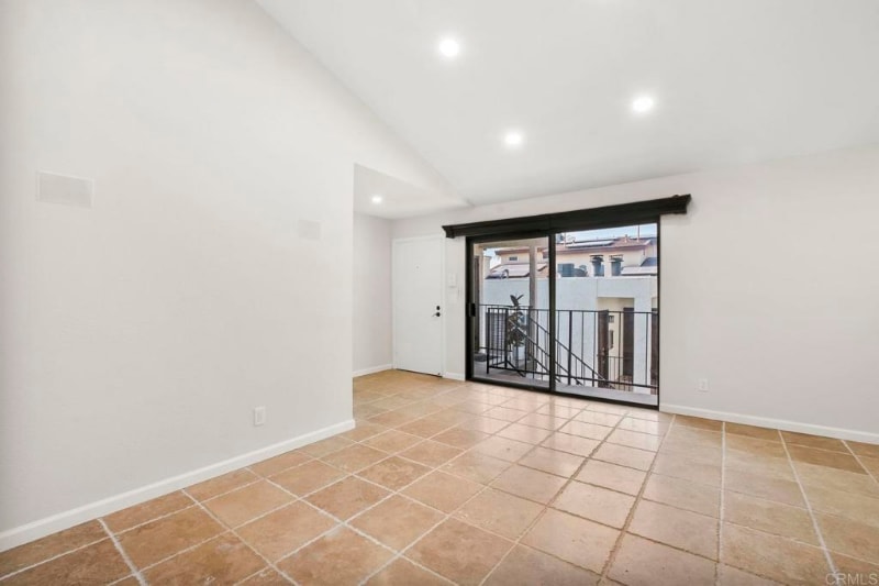 Building Photo - 3935 Oregon St