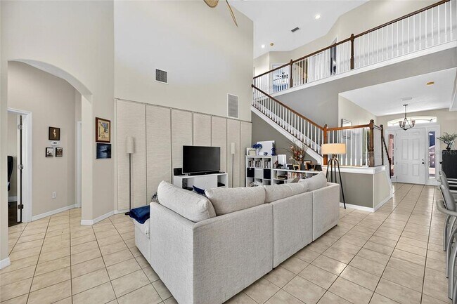 Building Photo - 3007 Silvermill Loop