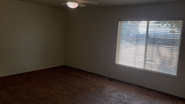 Building Photo - ONLY $2,850 PER MONTH FOR THIS SPACIOUS RANCH STYLE HOME -  2056 SQ FT / 3BDRM/2BATH/3GARAGE ON O...