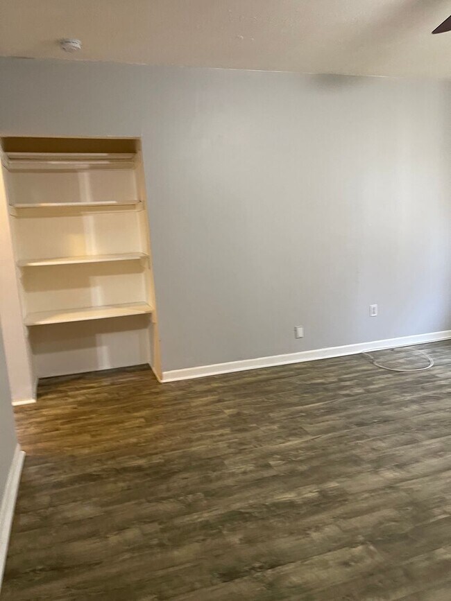 Building Photo - 1606 MacDade Boulevard