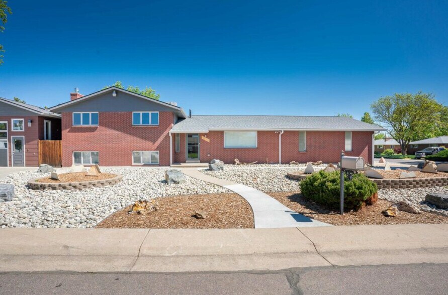 Primary Photo - 12155 W 35th Ave