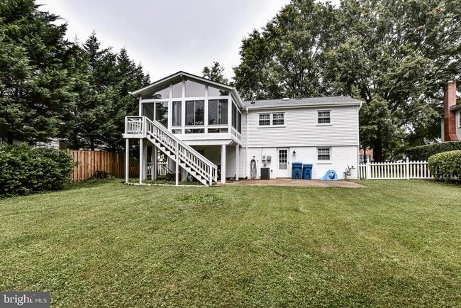 Building Photo - 7807 Suffolk Ct