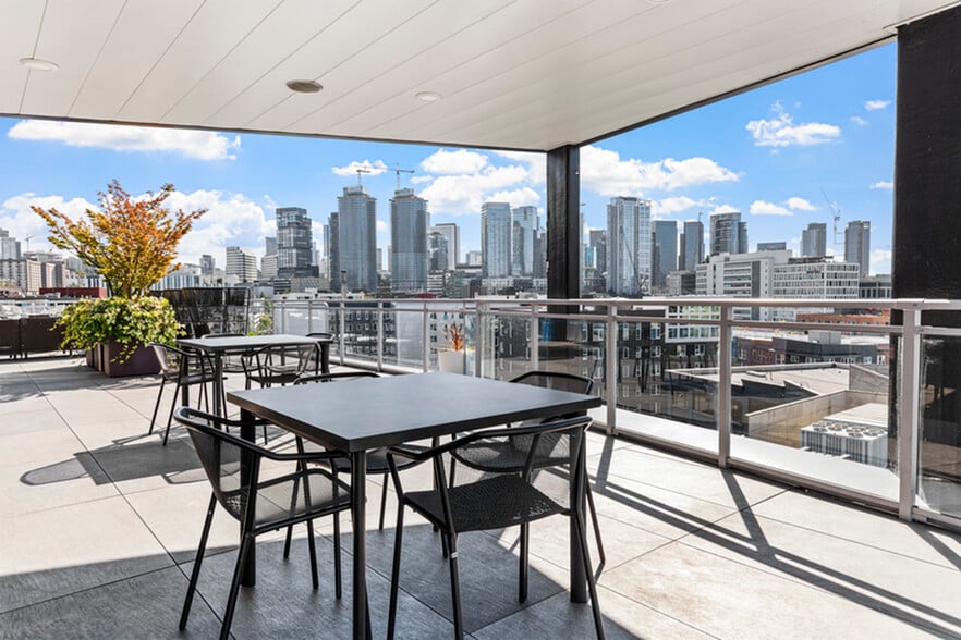 Building Photo - z-042826-624 Yale Apartments