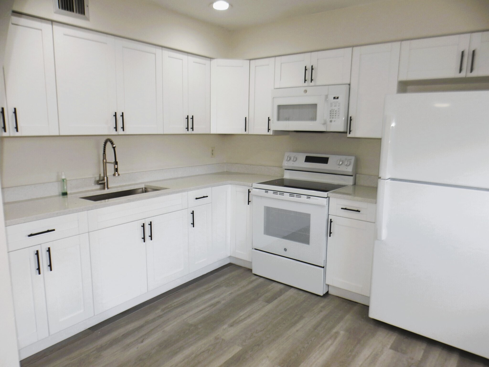 Building Photo - 4789 Orange Grove Blvd
