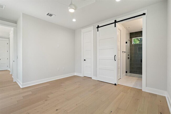 Building Photo - 5109 Stone Gate Dr