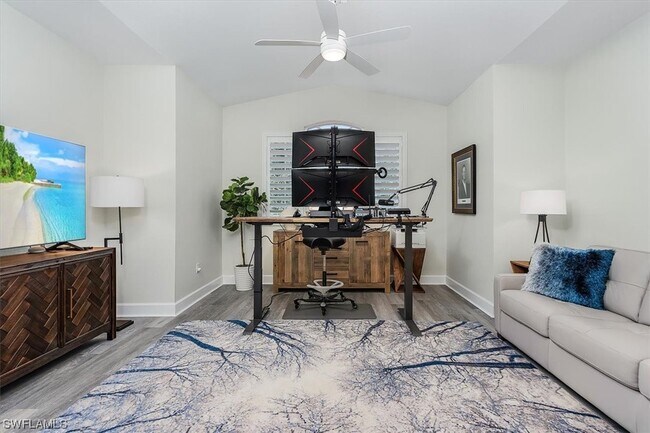 Building Photo - 20201 Burnside Pl