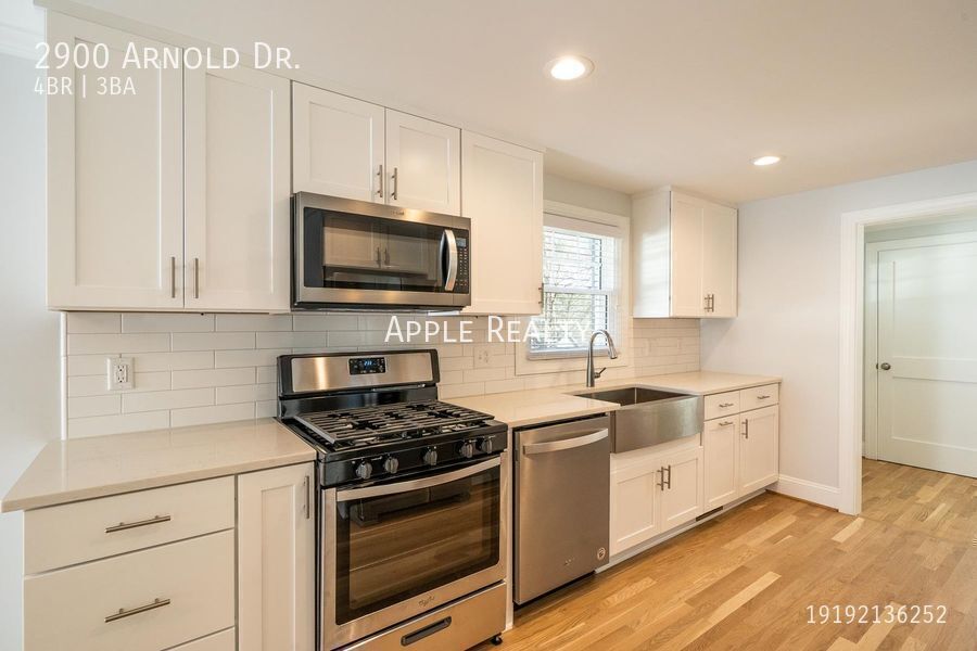 Building Photo - 2900 Arnold Rd